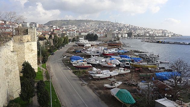 Sinop'a 70 teknelik marina