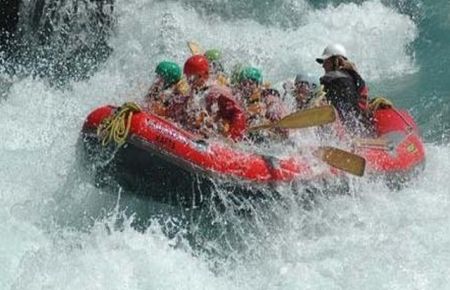 Antalyada Rafting Faciası