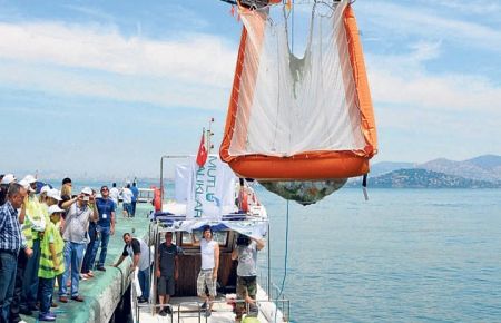 Balıkları Korumak İçin Plastik Avına Çıkılıyor