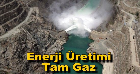 Deriner Barajı'nda Enerji Üretimi Tam Gaz