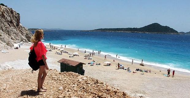 Yargı, Dünyaca Ünlü Plajda Betona 'dur' Dedi