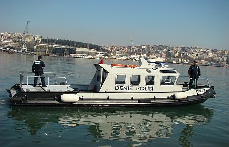 Kazak Turisti Deniz Polisi Kurtardı