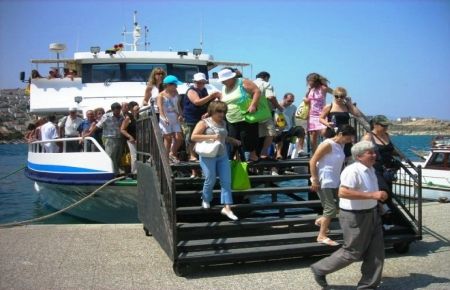 Foça-Karaburun Seferleri Başladı