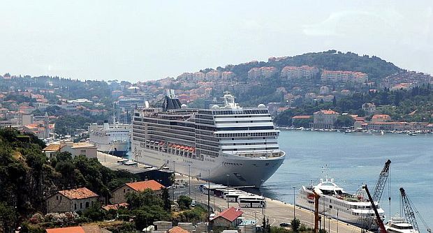 Global, Gruz Limanı için ön anlaşma imzaladı