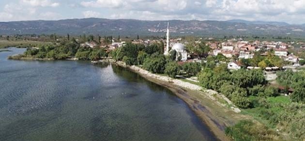 İznik Gölü'nün Suları Çekildi