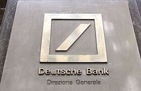 Katar Emiri Deutsche Bank'a ortak oluyor