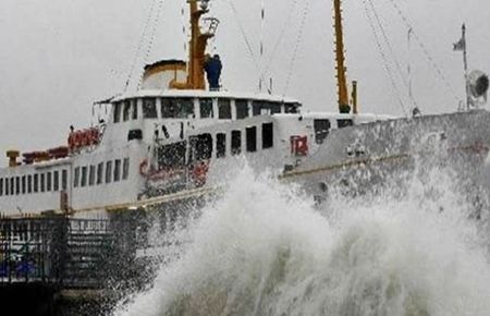 Lodos Deniz Ulaşımını Vurdu!