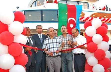 Yalova'dan Azerbaycan'a Gemi